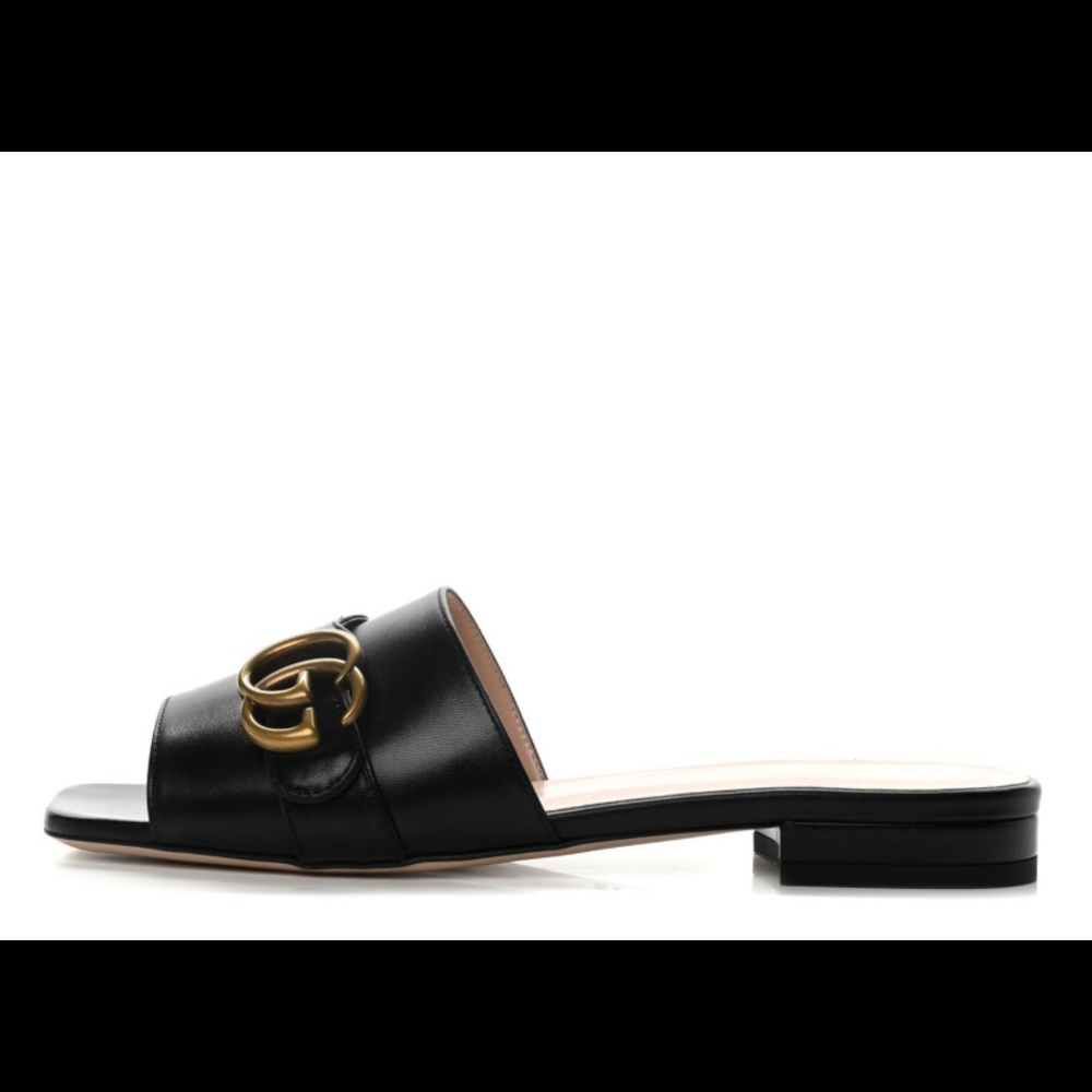 Gucci Marmont Sandals / Slides / Mules in black with gold GG hardware